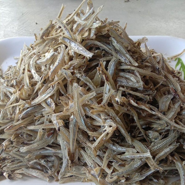 ikan_bilis_belah_putih_tempatan_100g